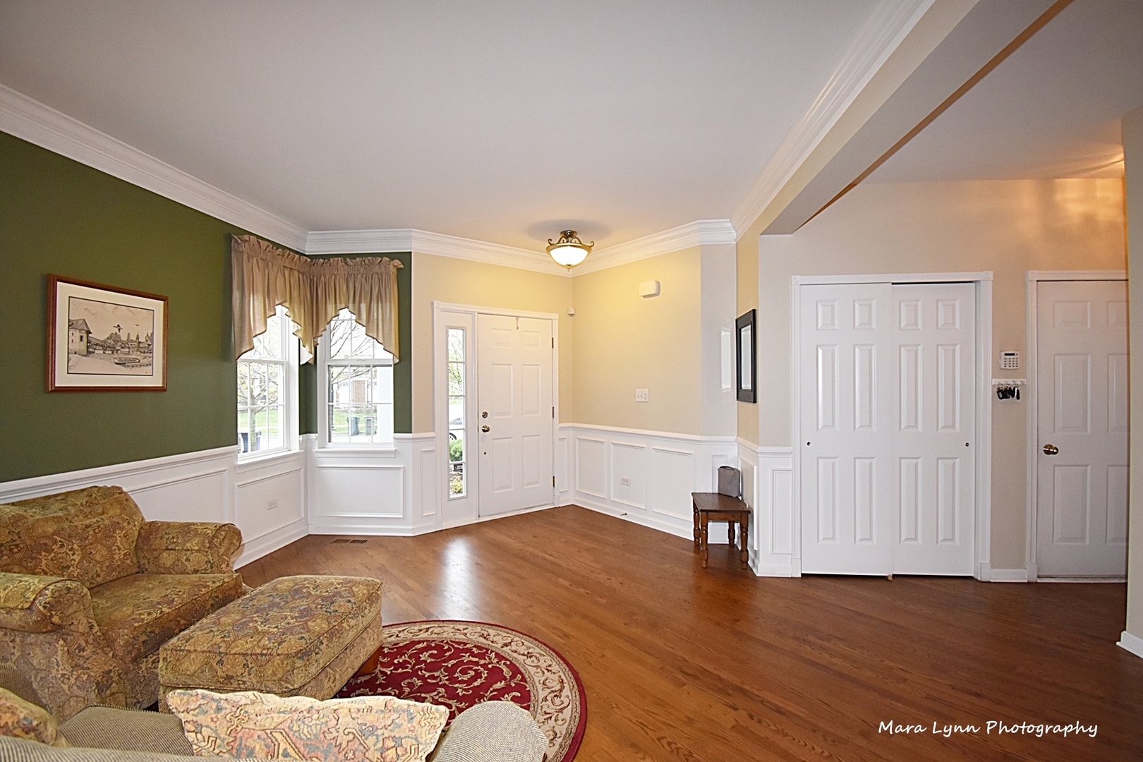 1221 Falcon Ridge Drive Elgin, IL 60124 - Photo 2 of 30