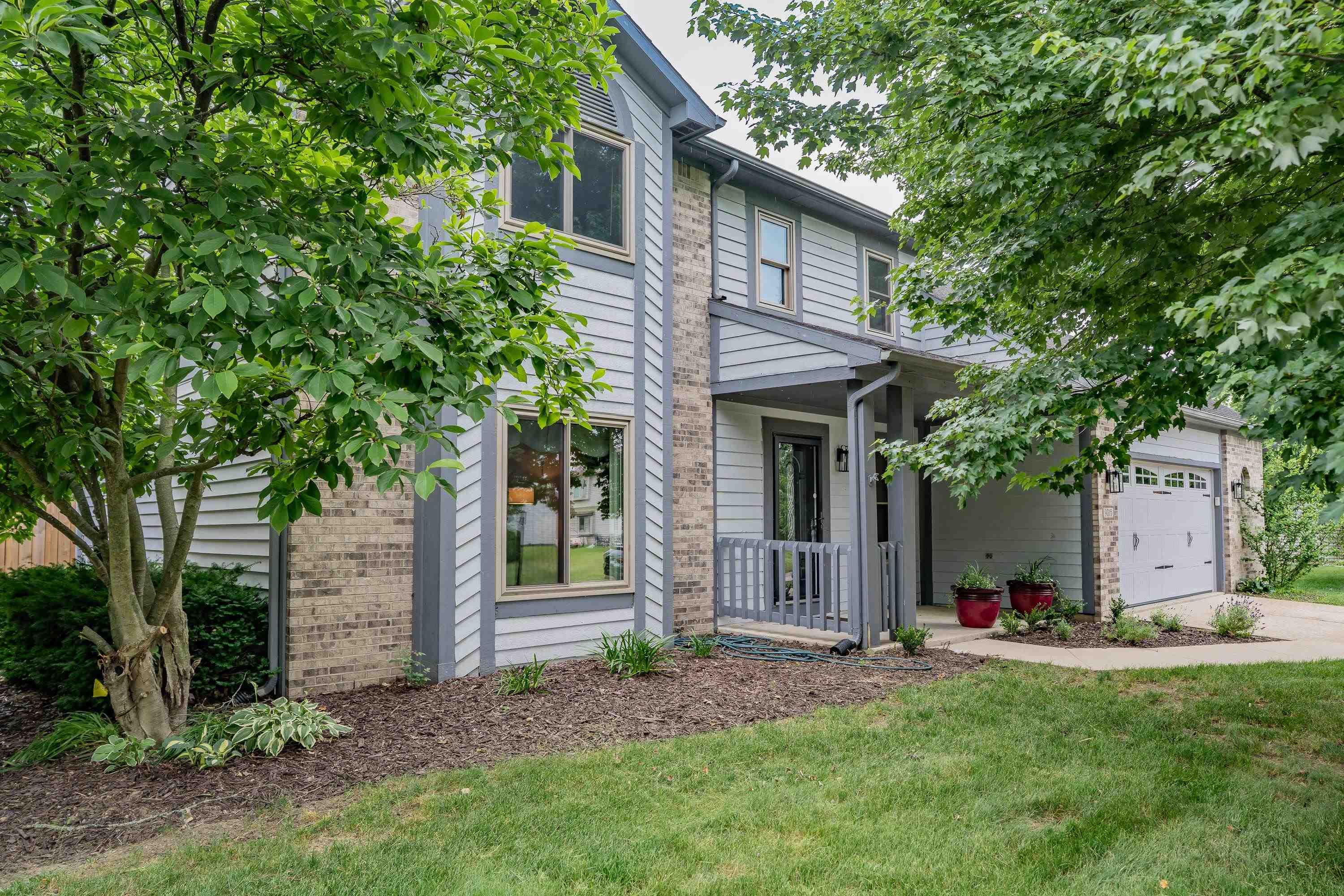 9015 Spring View Drive Fort Wayne, IN 46804 - Photo 1 of 28