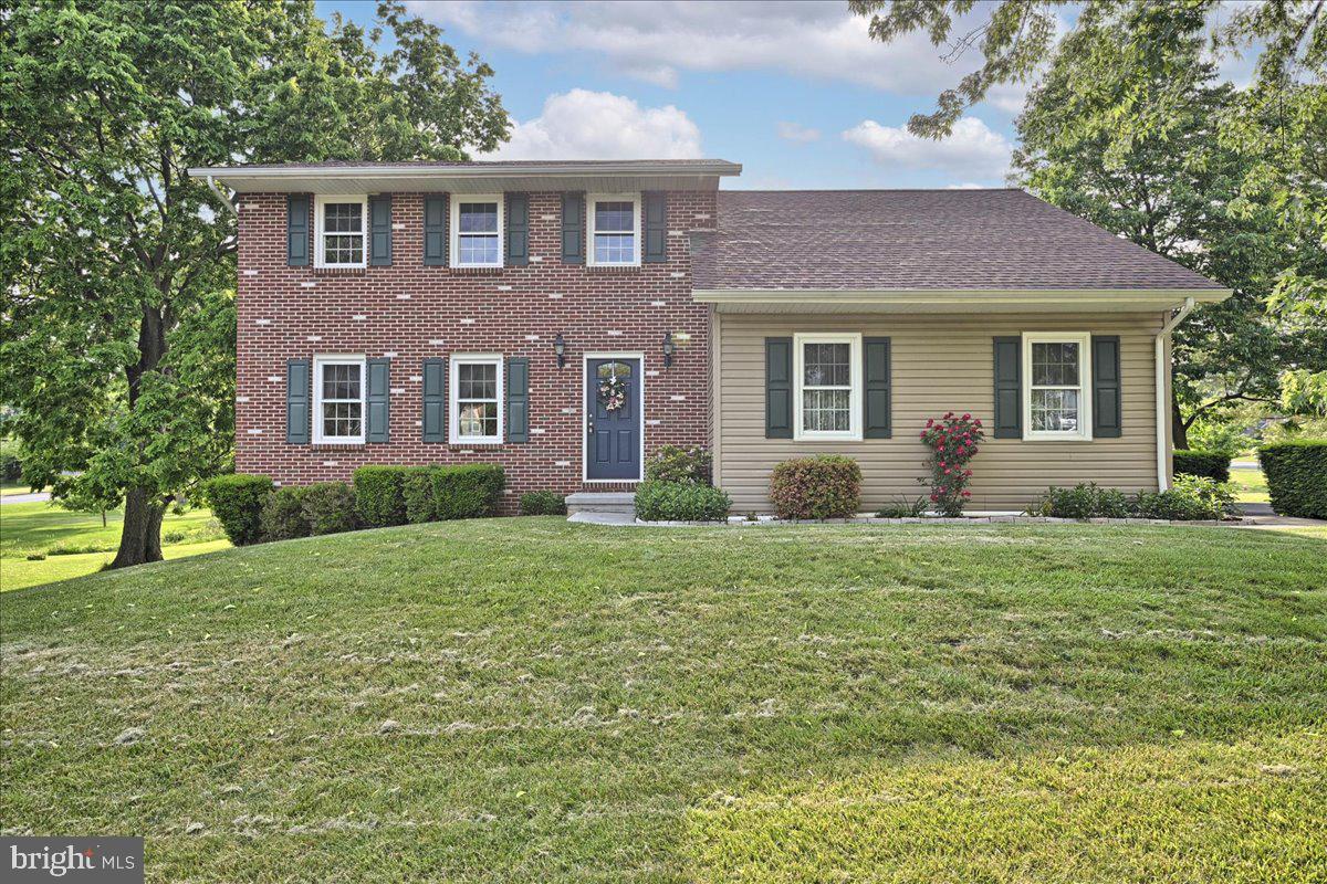 1807 North Eden Road Lancaster, PA 17601 - Photo 1 of 43