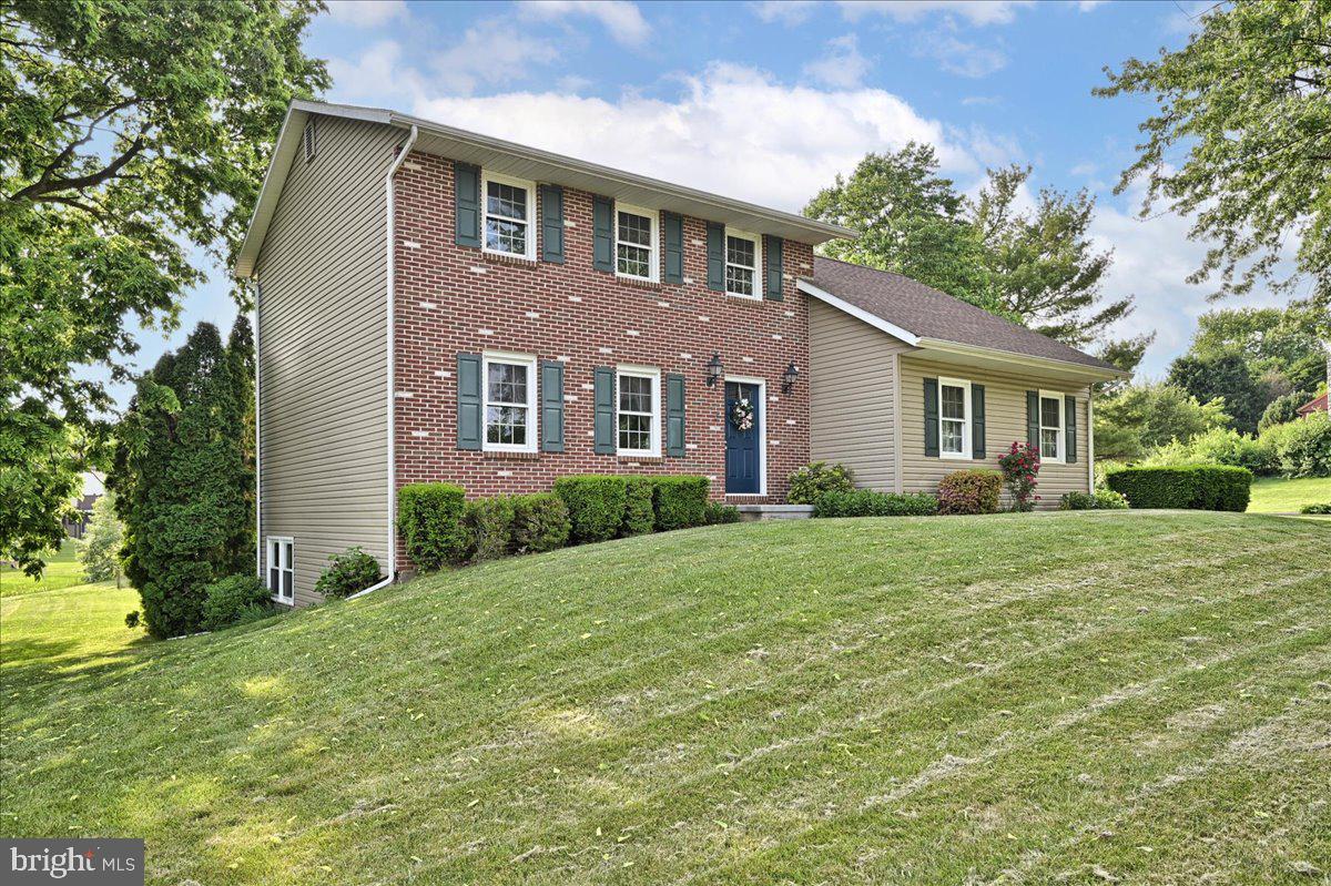 1807 North Eden Road Lancaster, PA 17601 - Photo 36 of 43