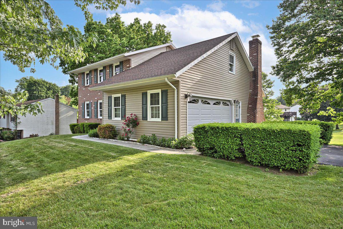 1807 North Eden Road Lancaster, PA 17601 - Photo 37 of 43