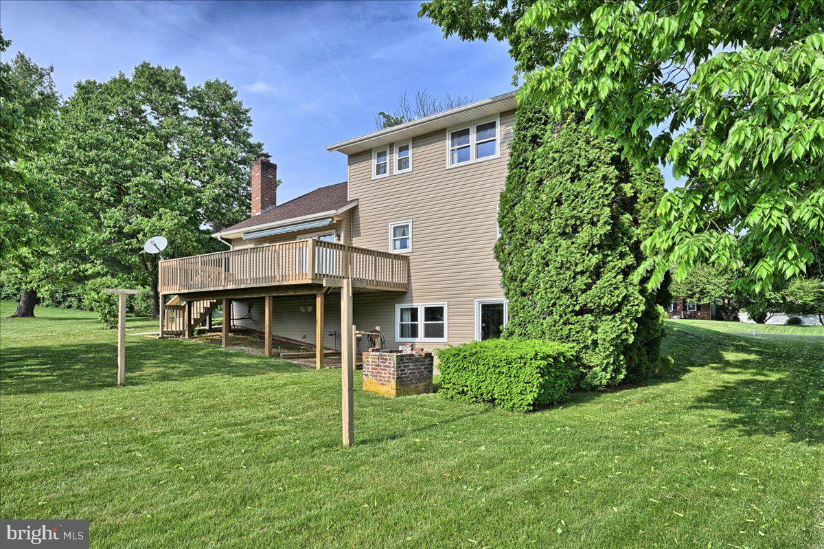 1807 North Eden Road Lancaster, PA 17601 - Photo 40 of 43