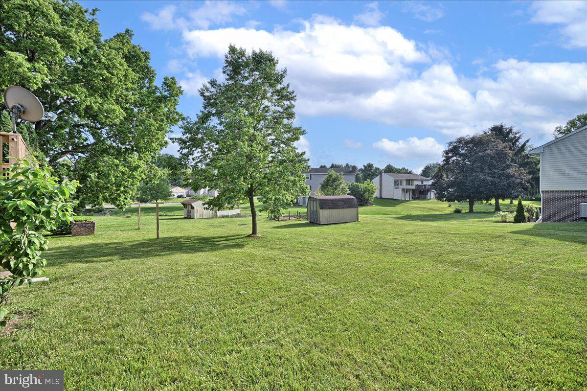 1807 North Eden Road Lancaster, PA 17601 - Photo 43 of 43