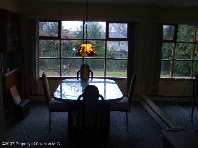 906 Ralph Lane Moosic, PA 18507 - Photo 3 of 4 Gallery Image 3