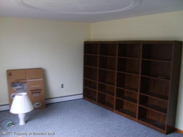 906 Ralph Lane Moosic, PA 18507 - Photo 4 of 4 Gallery Image 4