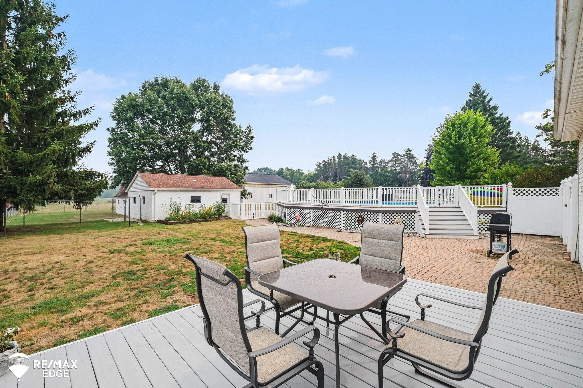 8331 East Coldwater Road Davison, MI 48423 - Photo 13 of 43