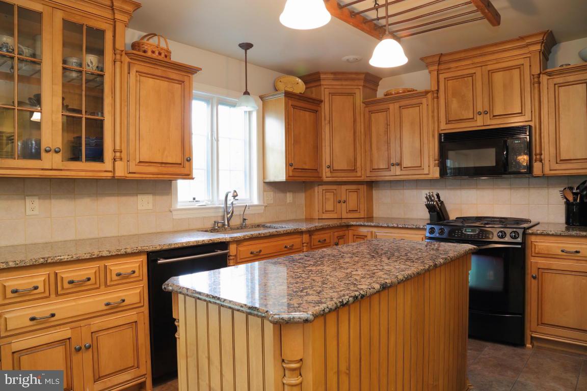 13 Jared Place Lititz, PA 17543 - Photo 7 of 33