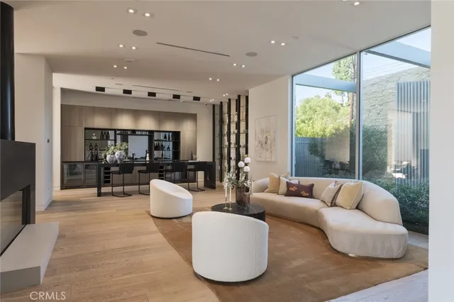 $47,500 | 4442 Estrondo Drive, Encino, CA 91436