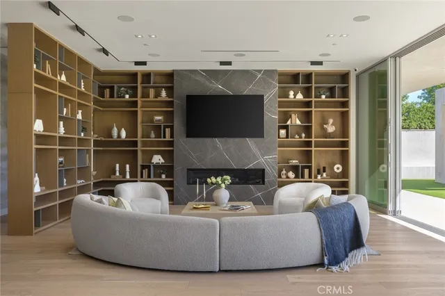 $47,500 | 4442 Estrondo Drive, Encino, CA 91436