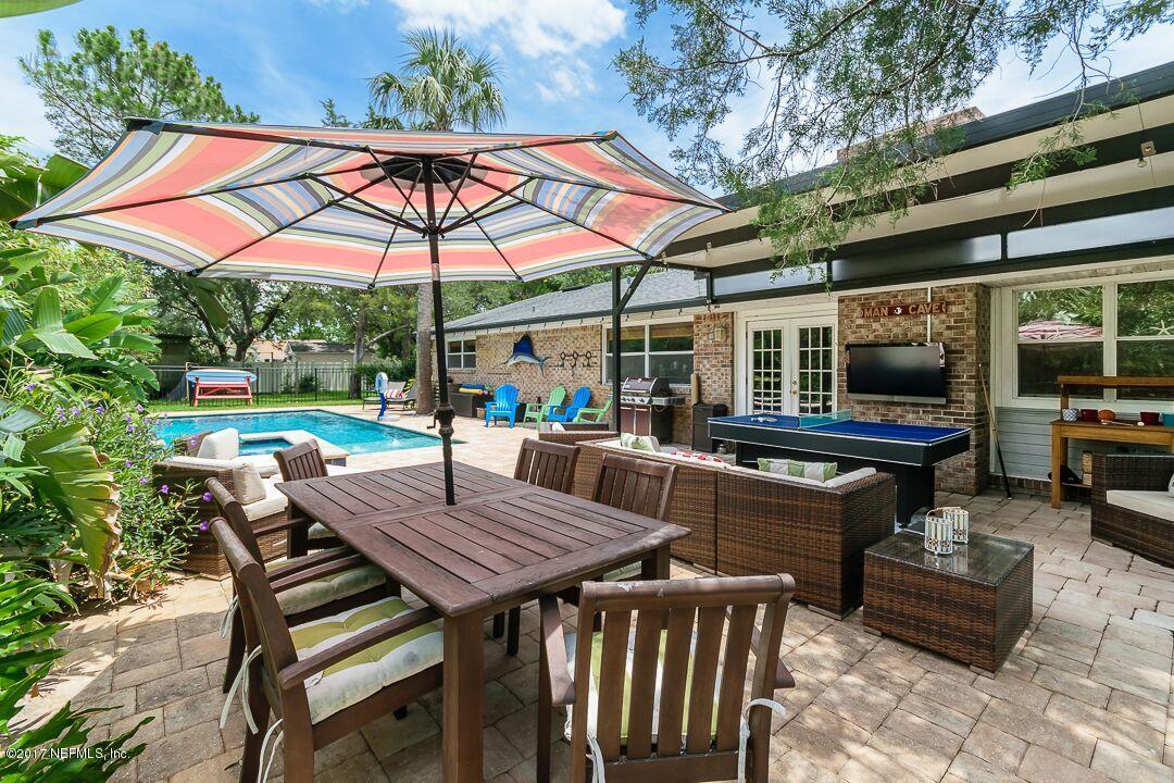 700 Lincoln Road Neptune Beach, FL 32266 - Photo 20 of 26 085