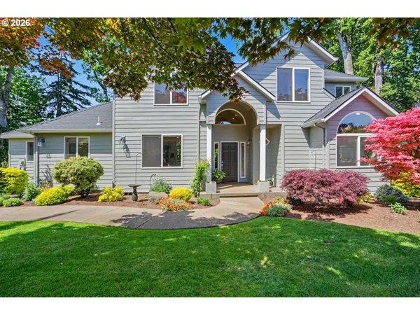 $689,700 | 471 Edgewood Drive, Silverton, OR 97381