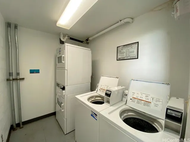 $2,300 | 55 South Kukui Street, Unit D1608, Honolulu, HI 96817