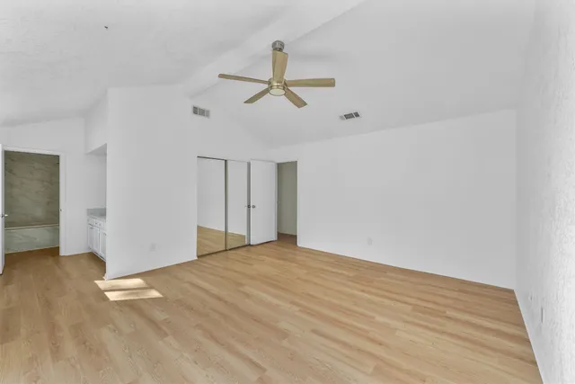 $2,000 | 3223 Deer Valley Drive, Spring, TX 77373