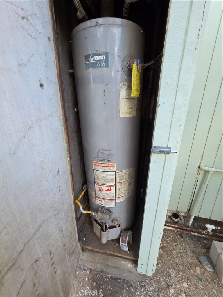 14055 Palm Street Cabazon, CA 92230 - Photo 6 of 22 a view of storage