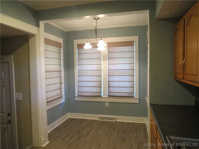 $1,350 | 1306 Indiana Avenue, New Albany, IN 47150