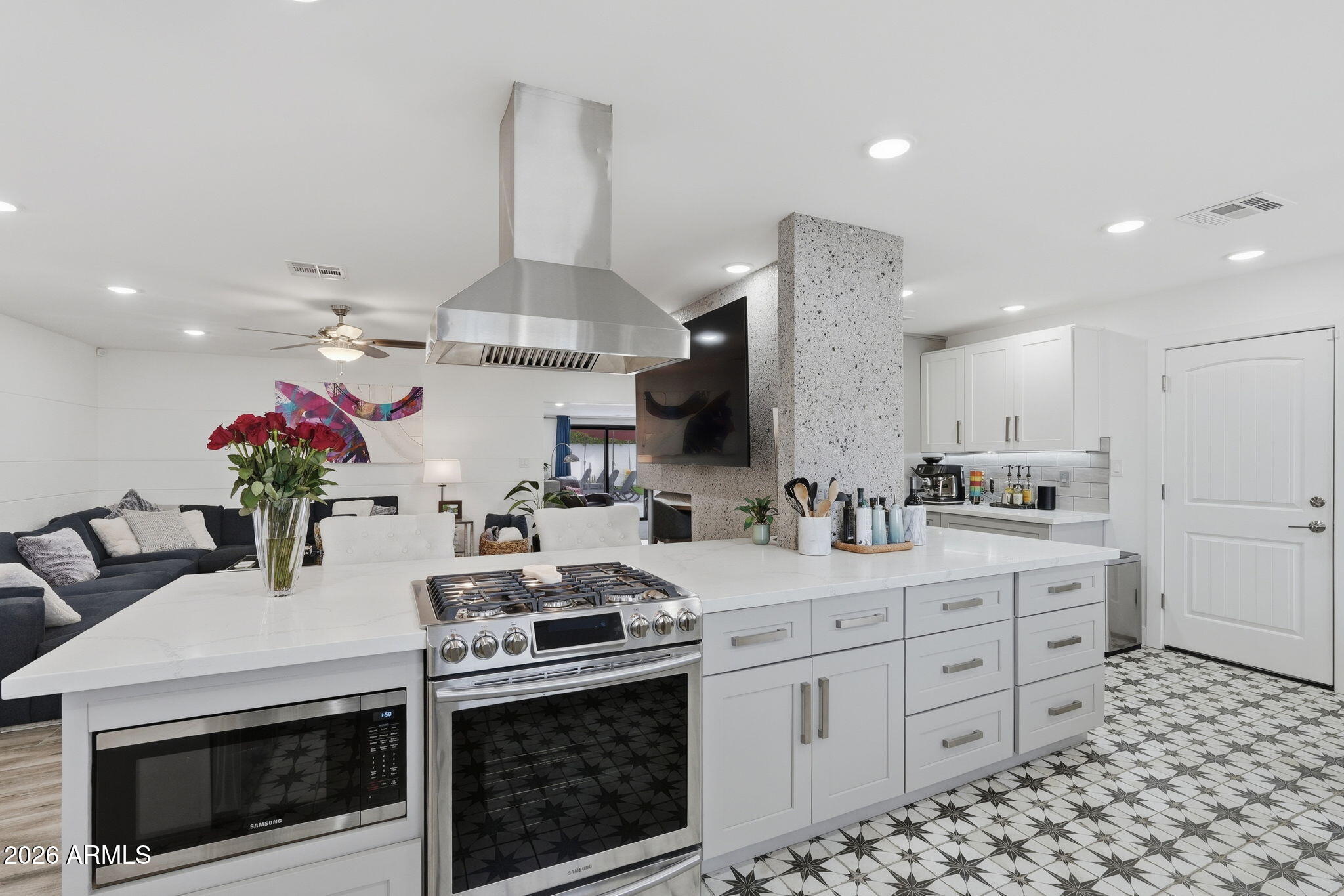 5149 North 34th Street Phoenix, AZ 85018 - Photo 21 of 70 24