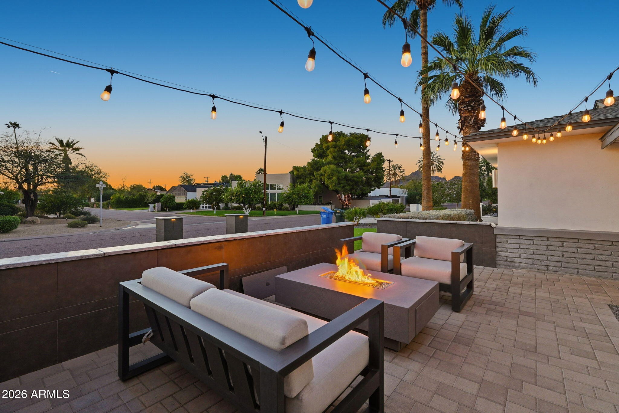 5149 North 34th Street Phoenix, AZ 85018 - Photo 8 of 70 11