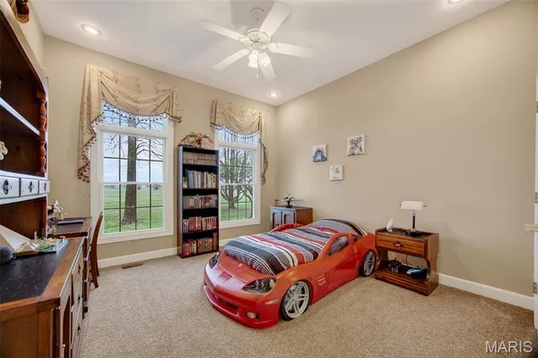 $1,024,000 | 16495 Pecan Drive, Lebanon, MO 65536