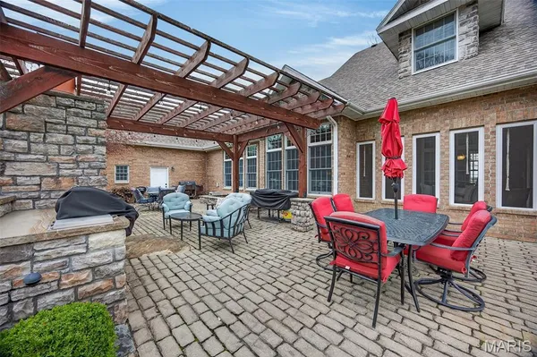 $1,024,000 | 16495 Pecan Drive, Lebanon, MO 65536