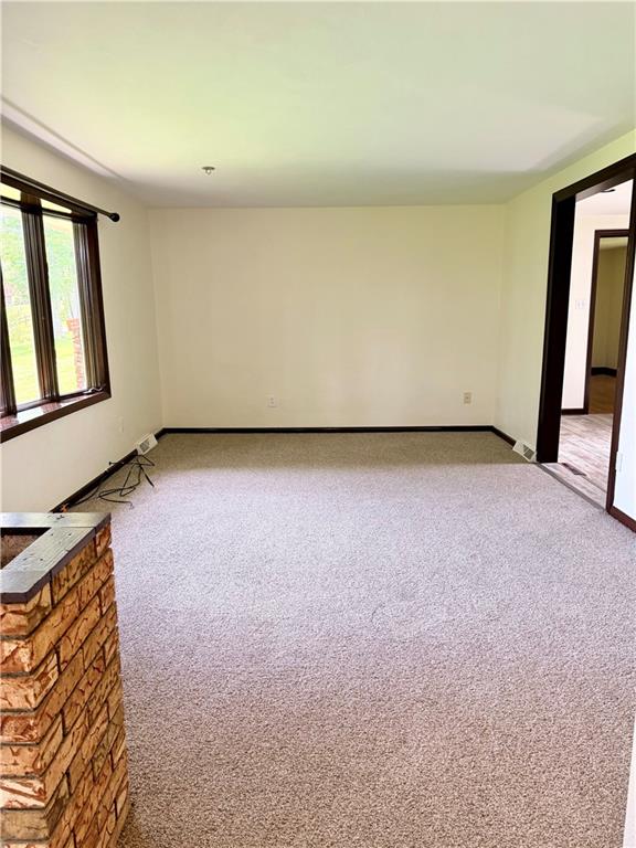 207 Munntown Road Eighty Four, PA 15330 - Photo 14 of 19