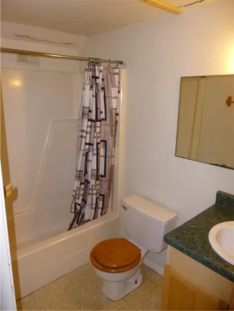 $278,800 | 502 West 10th Street, Taylor, TX 76574