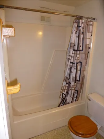 $278,800 | 502 West 10th Street, Taylor, TX 76574