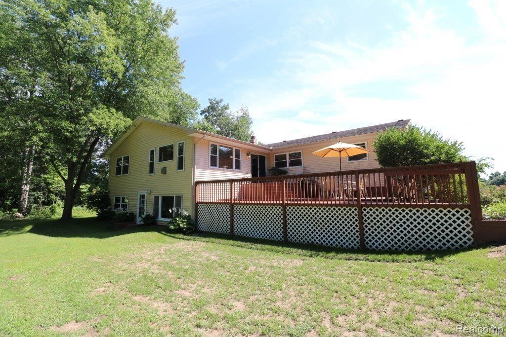 3618 Stanley Road Columbiaville, MI 48421 - Photo 4 of 54 IMG_1204.jpg