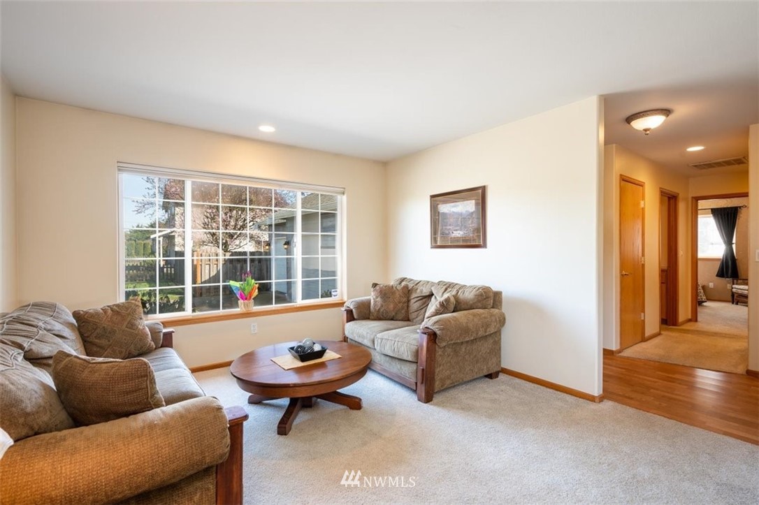 8443 Double Ditch Road Lynden, WA 98264 - Photo 3 of 34 Gallery Image 3