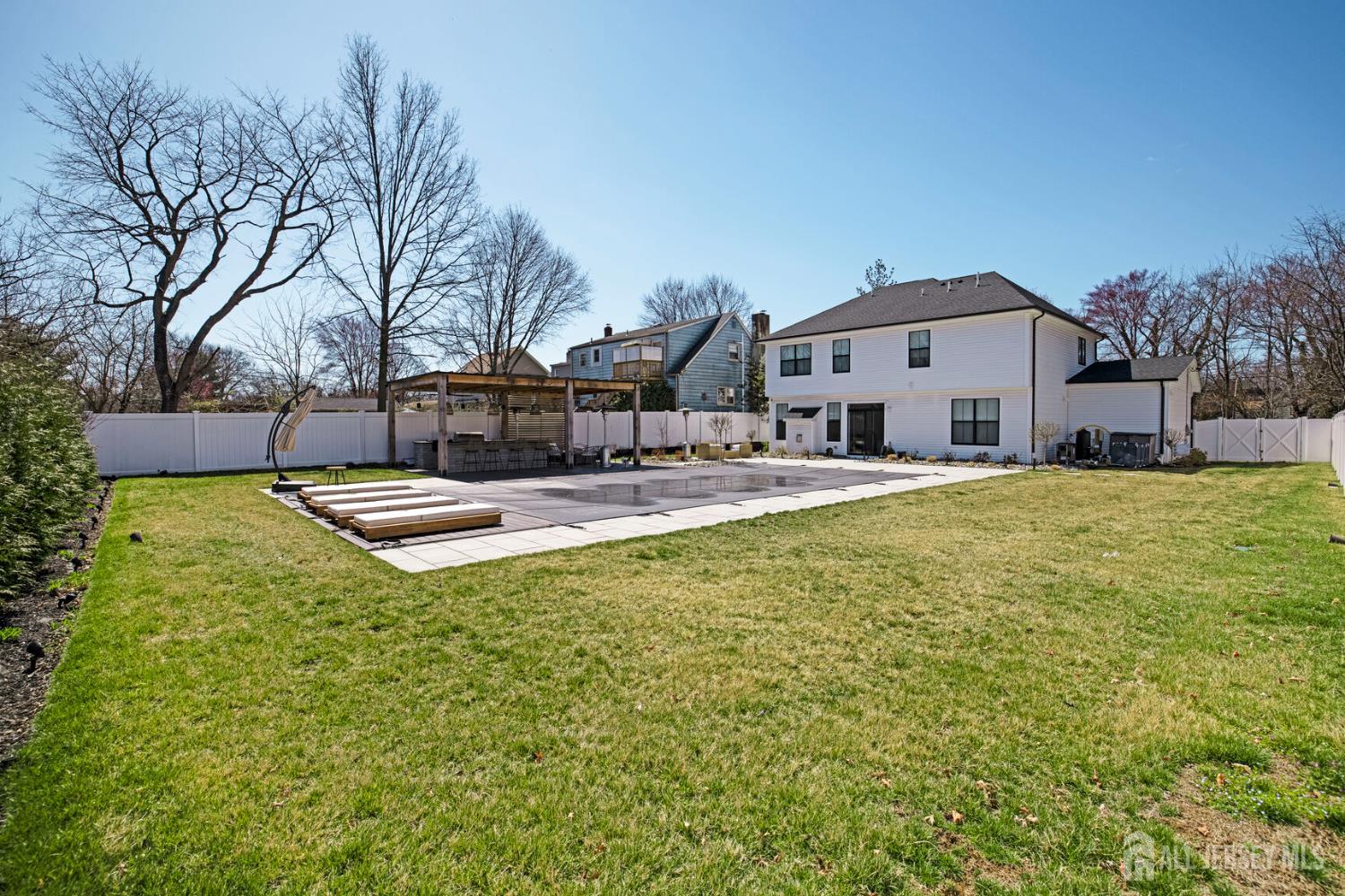 56 Philo Boulevard Edison, NJ 08837 - Photo 27 of 31