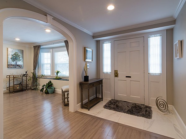 172 Kirkstall Road Newton, MA 02460 - Photo 2 of 10 Gallery Image 2
