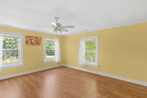 37 North Bishop Lane, Southampton, NY 11968
