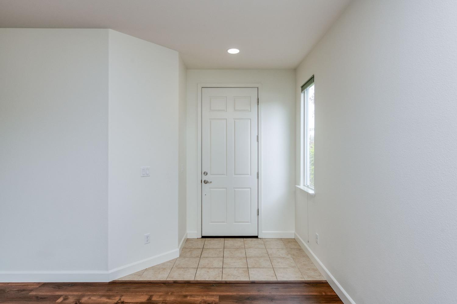 1697 North Connery Lane Clovis, CA 93619 - Photo 7 of 56 a view of an empty room