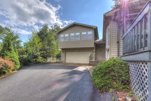 305 Heritage Ridge Road Boone, NC 28607 - Photo 2 of 15 Gallery Image 2