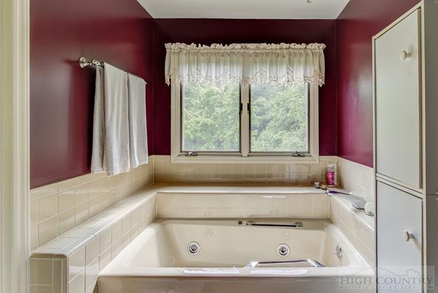 305 Heritage Ridge Road Boone, NC 28607 - Photo 5 of 15 Gallery Image 5