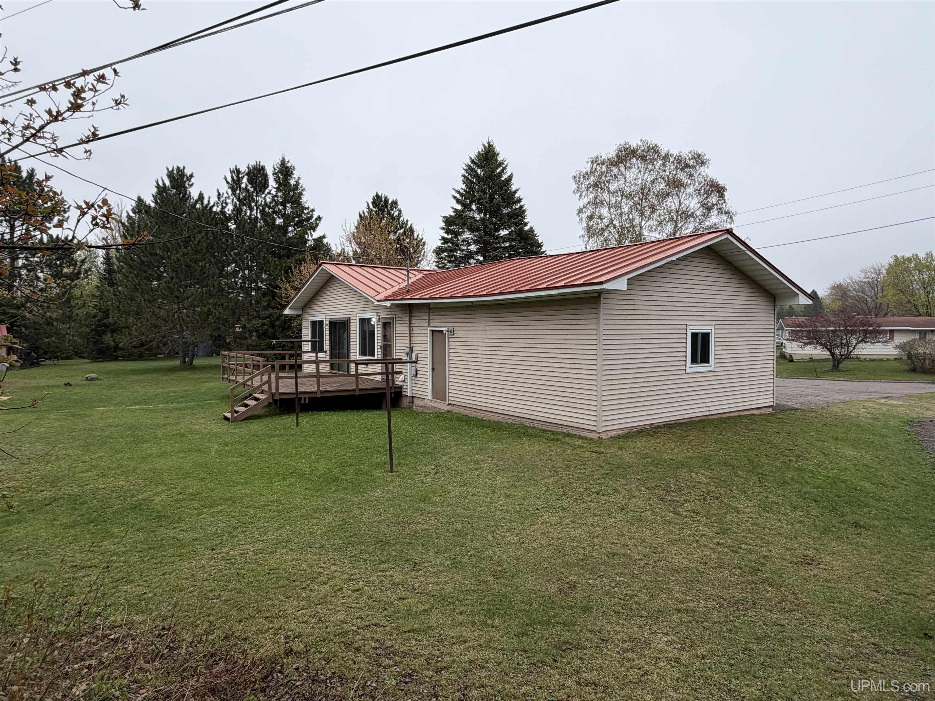 1155 9th Street Ishpeming, MI 49849 - Photo 3 of 41