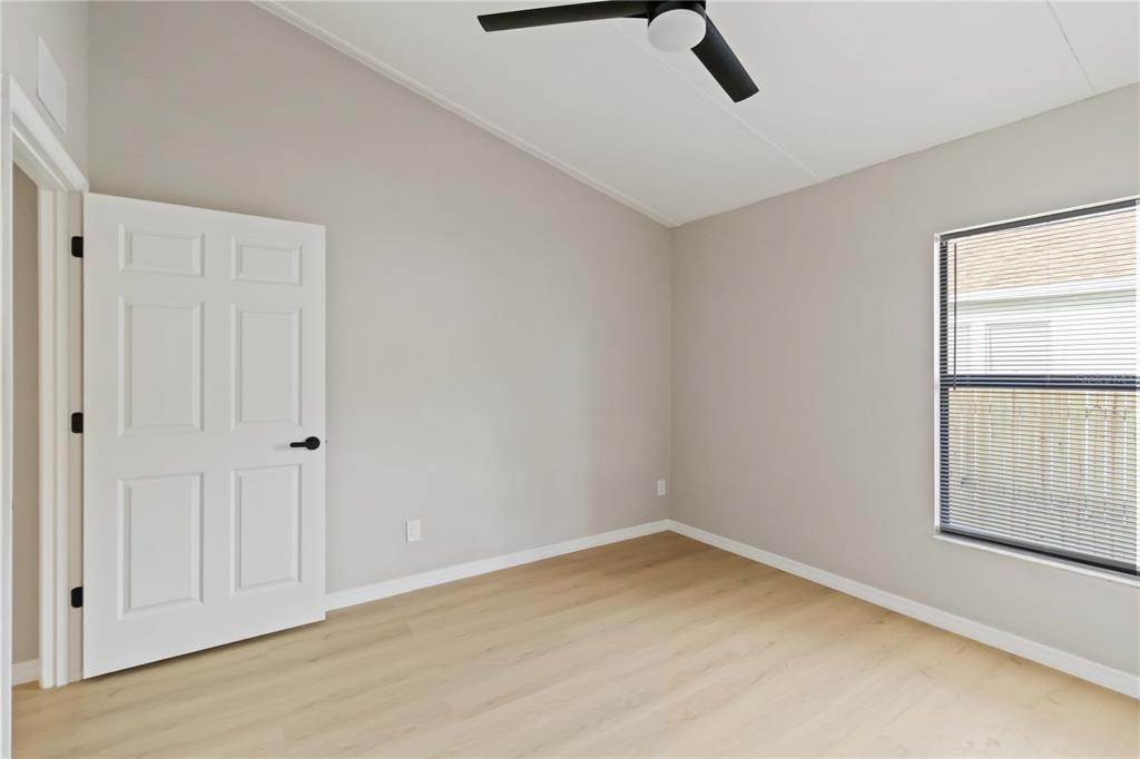 1368 21st Street Sarasota, FL 34234 - Photo 24 of 34 a view of an empty room