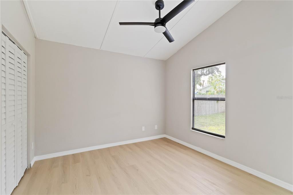 1368 21st Street Sarasota, FL 34234 - Photo 25 of 34 an empty room with windows