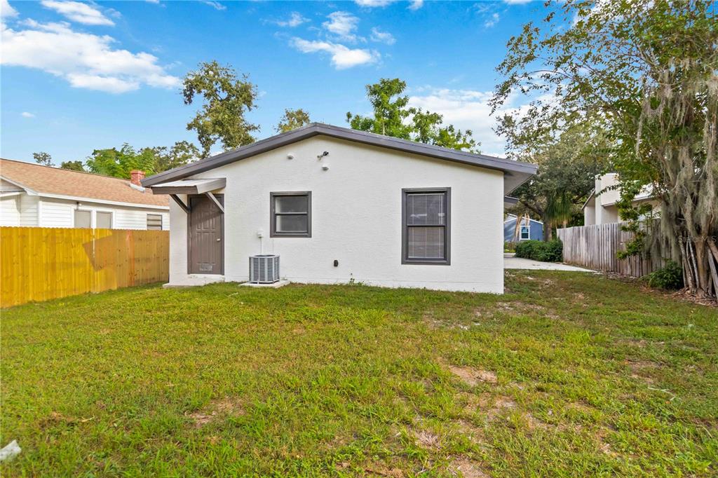 1368 21st Street Sarasota, FL 34234 - Photo 33 of 34 a view of a house with a yard