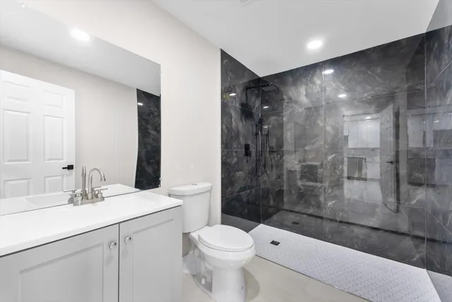 $3,200 | 2329 West Drive, West Palm Beach, FL 33409