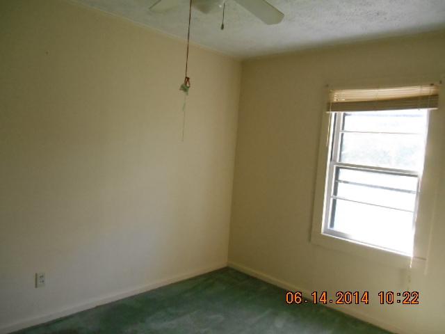 306 Trigonia Road Greenback, TN 37742 - Photo 4 of 11 bedroom (2)