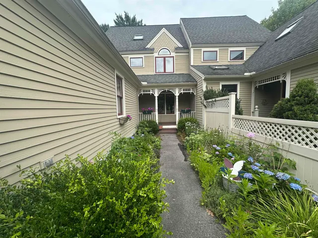 $6,000 | 579 Sagamore Avenue, Unit 14, Portsmouth, NH 03801