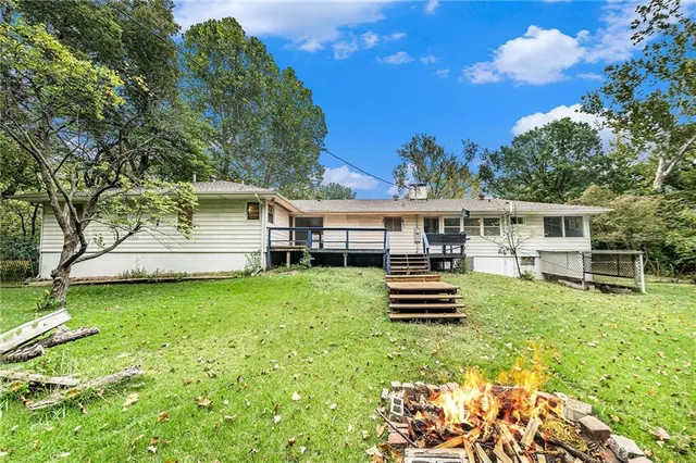 $380,000 | 4914 North Central Street, Gladstone, MO 64118