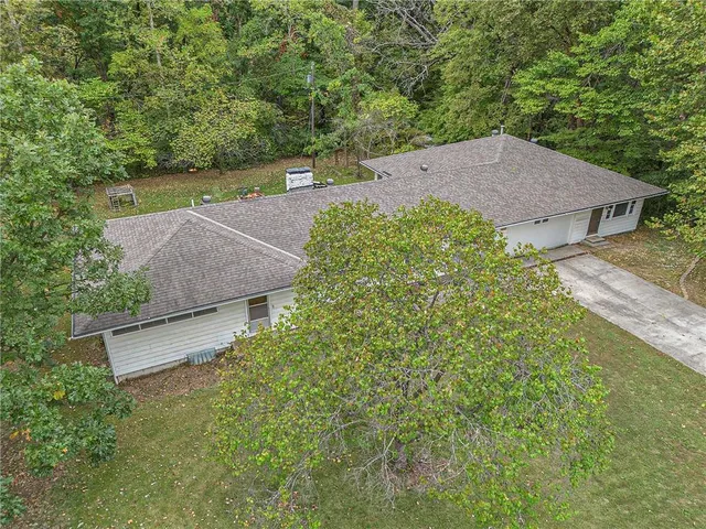 $380,000 | 4914 North Central Street, Gladstone, MO 64118