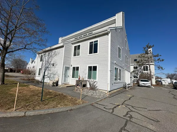 $410,000 | 18 Ocean Street, Unit 53, South Portland, ME 04106