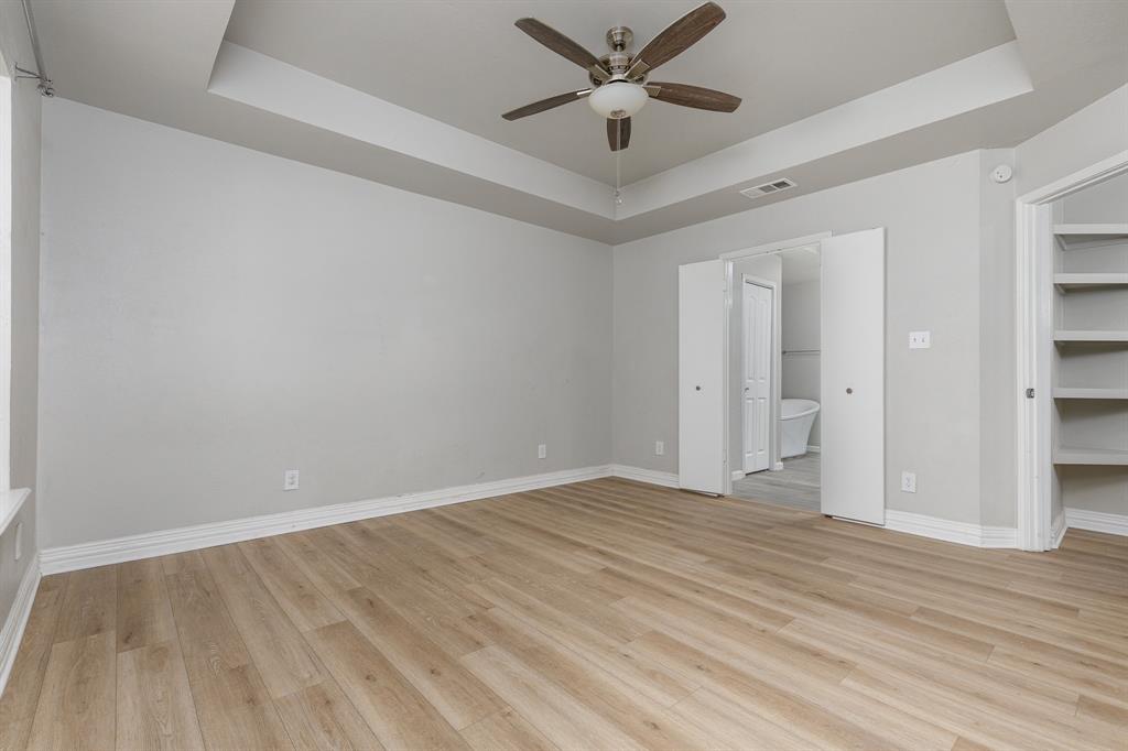 9703 Springtree Lane Dallas, TX 75243 - Photo 15 of 26 Gallery Image 15