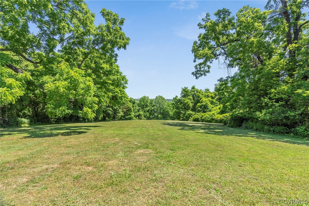 72 Island Road Cartersville, VA 23027 - Photo 19 of 29 Rear yard looking to James River