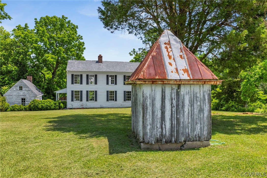 72 Island Road Cartersville, VA 23027 - Photo 23 of 29 Original stone-lined well house