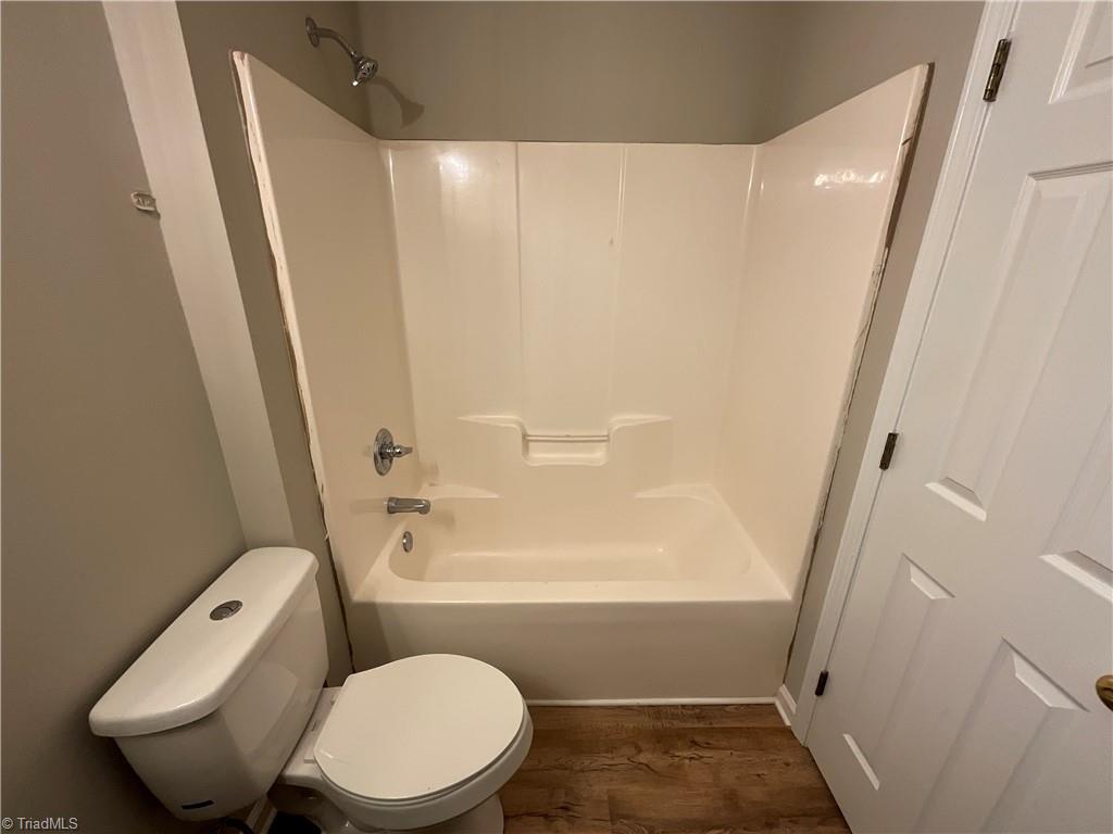 1019 Manor Drive High Point, NC 27260 - Photo 20 of 32