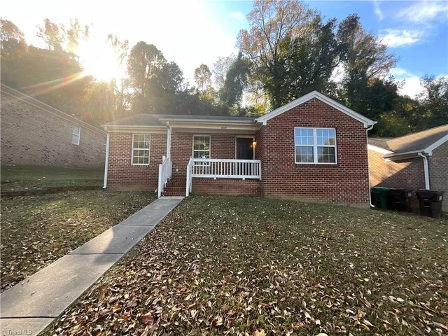 $1,550 | 1019 Manor Drive, High Point, NC 27260
