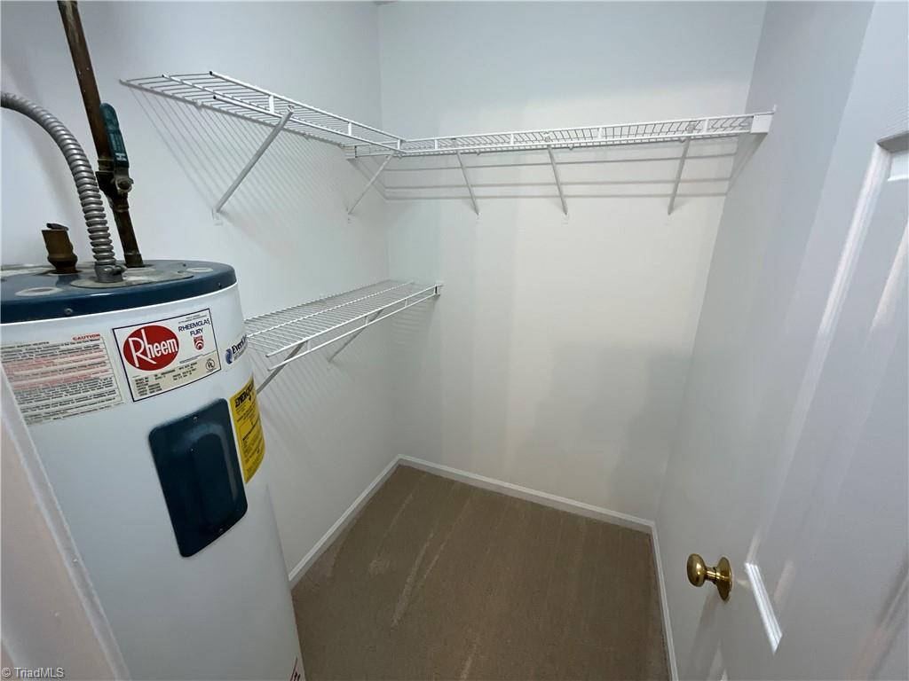 1019 Manor Drive High Point, NC 27260 - Photo 27 of 32